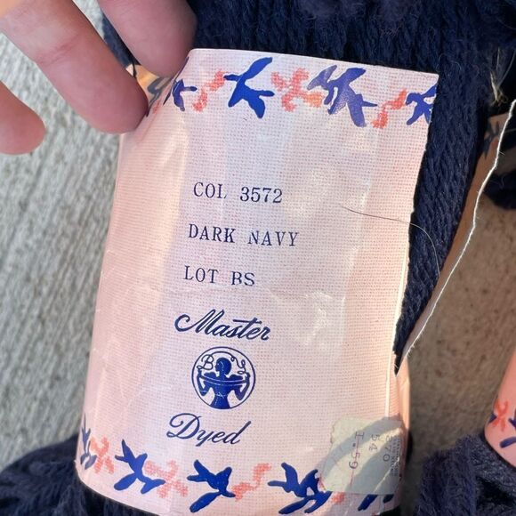 Bernat Navy Blue Yarn lot of 2 vintage virgin wool - Picture 6 of 8